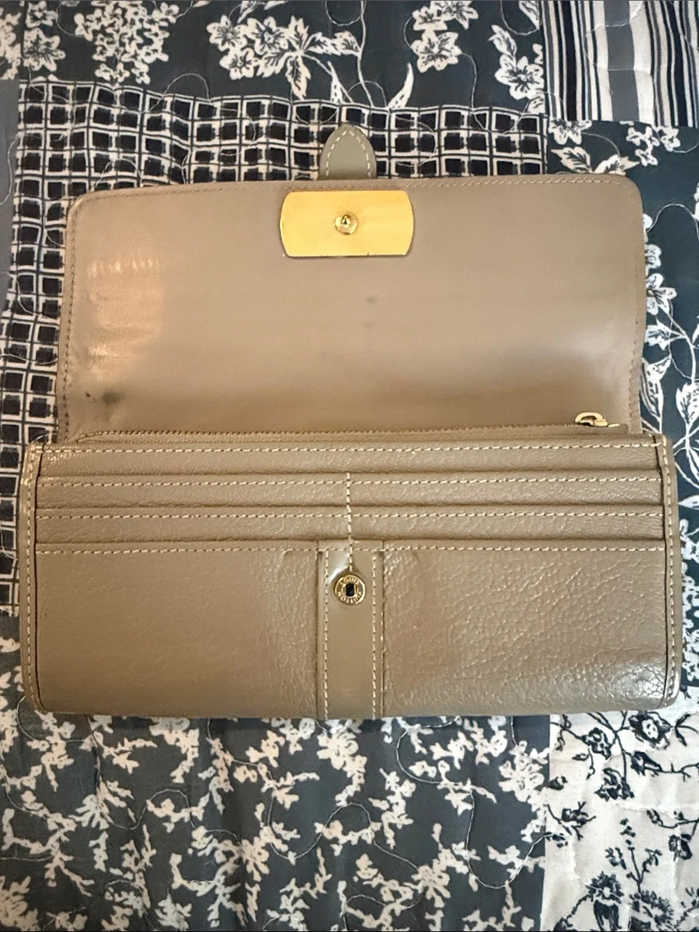 Louis Vuitton Classic Leather Wallet in Taupe with Gold Accent